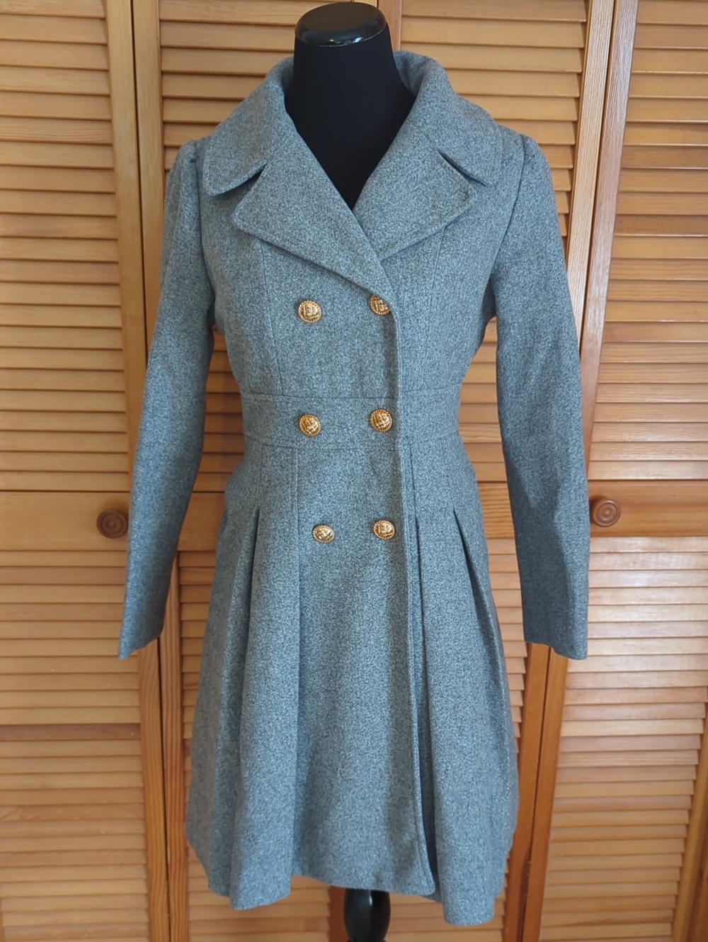 Grace Karin Gray Pea Coat With Gold Buttons Size Small Fitted Waist Dress Coat